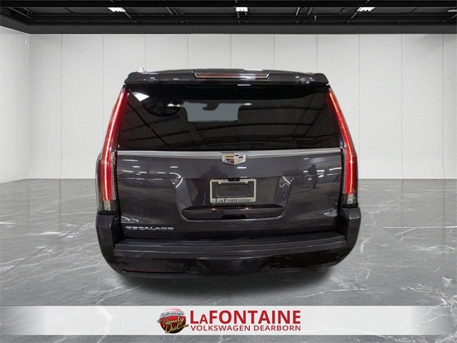 2018 Cadillac Escalade Luxury