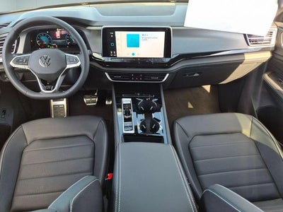 2026 Volkswagen Atlas Cross Sport SEL R-Line Black