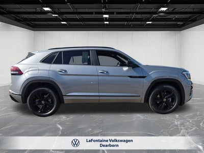 2026 Volkswagen Atlas Cross Sport SEL R-Line Black