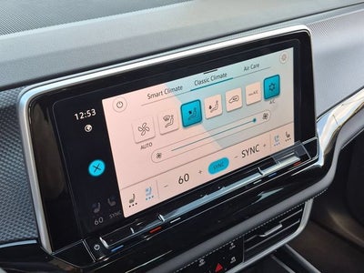 2026 Volkswagen Atlas Cross Sport SEL R-Line Black