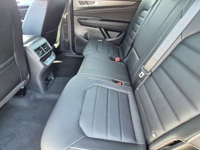 2026 Volkswagen Atlas Cross Sport SEL R-Line Black