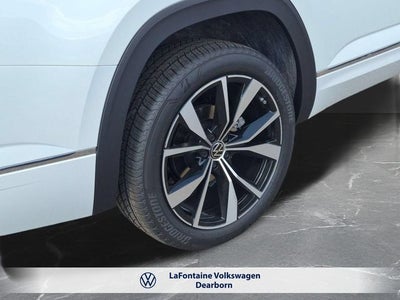 2026 Volkswagen Atlas Cross Sport SEL R-Line Black