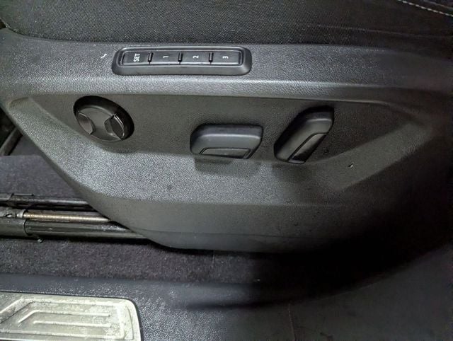 2023 Volkswagen Atlas Cross Sport 3.6L V6 SEL