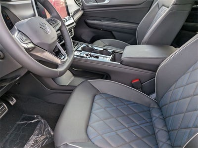 2026 Volkswagen Atlas Cross Sport 2.0T SEL Premium R-Line