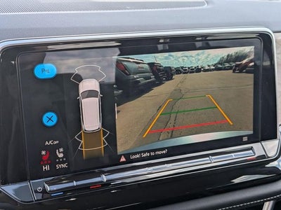 2025 Volkswagen Atlas 2.0T SE w/Technology