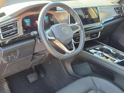 2024 Volkswagen Atlas 2.0T SE w/Technology