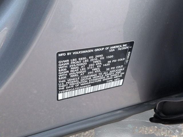 2025 Volkswagen Atlas 2.0T SE w/Technology