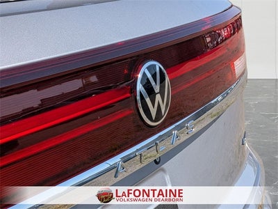 2026 Volkswagen Atlas Cross Sport 2.0T SE w/Technology