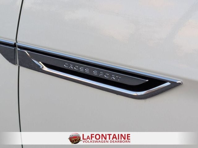 2026 Volkswagen Atlas Cross Sport 2.0T SE w/Technology