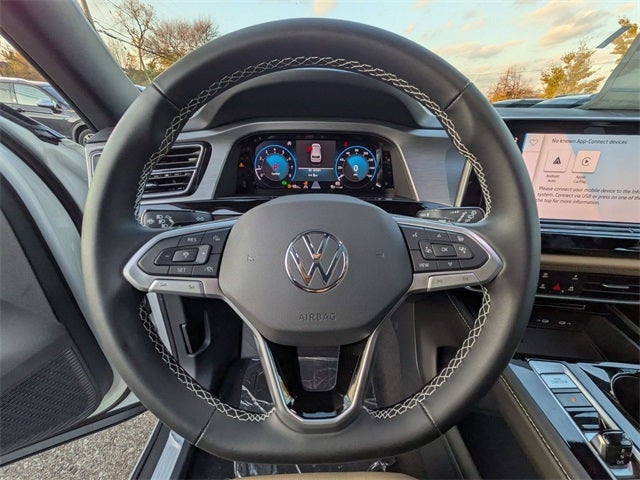 2026 Volkswagen Atlas Cross Sport 2.0T SE w/Technology