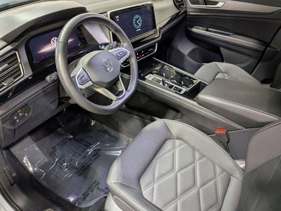 2024 Volkswagen Atlas Cross Sport 2.0T SE w/Technology