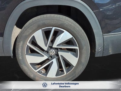 2024 Volkswagen Atlas 2.0T SE w/Technology