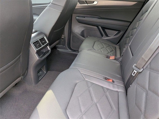 2026 Volkswagen Atlas Cross Sport 2.0T SE