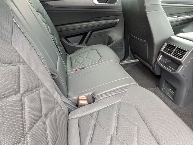 2026 Volkswagen Atlas Cross Sport 2.0T SE