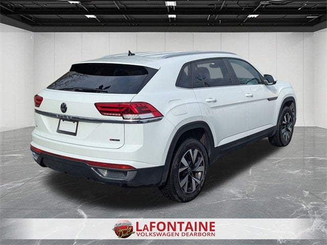2022 Volkswagen Atlas Cross Sport 2.0T SE