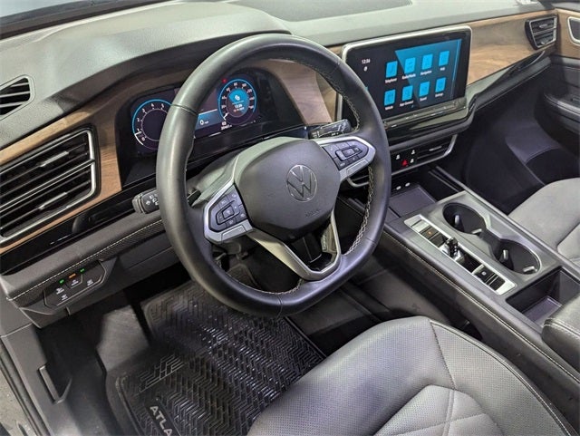 2024 Volkswagen Atlas 2.0T SE