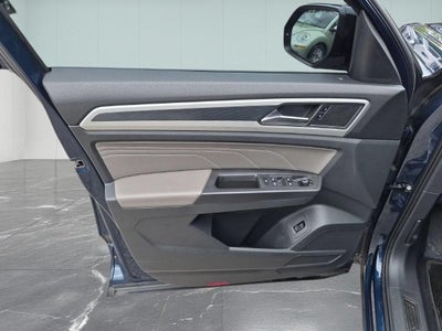 2023 Volkswagen Atlas Cross Sport 3.6L V6 SEL R-Line