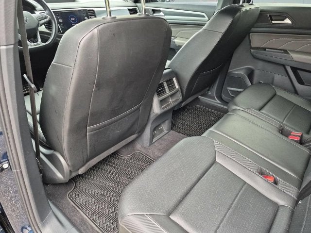 2023 Volkswagen Atlas Cross Sport 3.6L V6 SEL R-Line