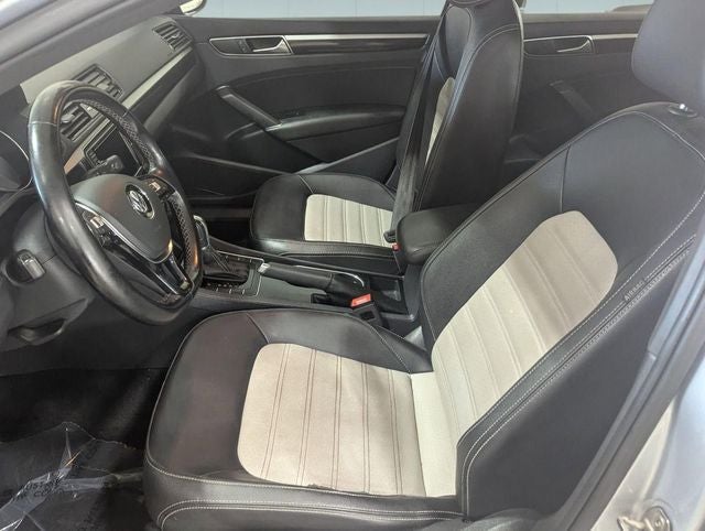 2018 Volkswagen Passat 3.6L V6 GT