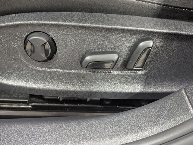 2021 Volkswagen Passat 2.0T R-Line