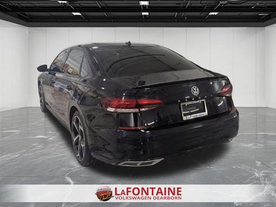 2021 Volkswagen Passat 2.0T R-Line