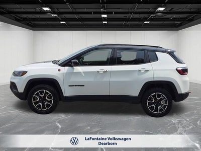 2025 Jeep Compass Trailhawk