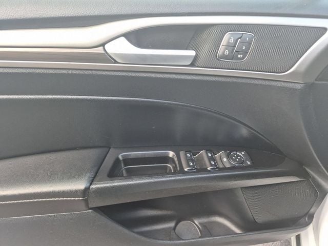 2020 Ford Fusion SEL