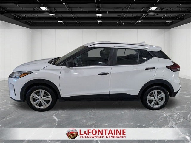 2022 Nissan Kicks S
