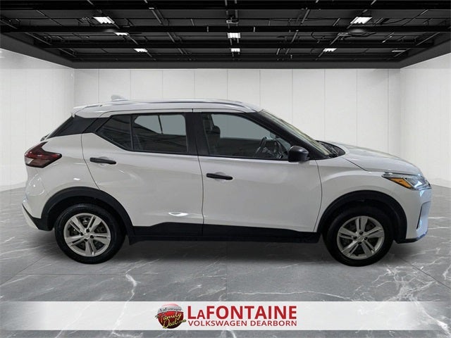 2022 Nissan Kicks S