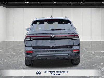 2026 Volkswagen Taos 1.5T SE Black