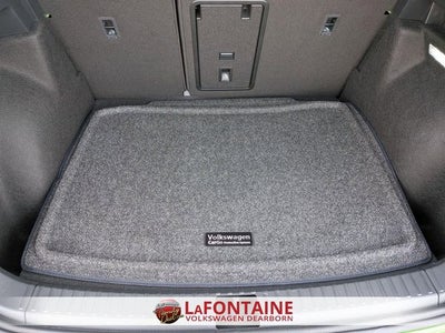 2026 Volkswagen Taos 1.5T SE Black