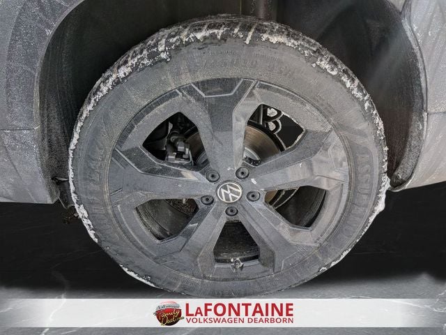 2026 Volkswagen Taos 1.5T SE Black