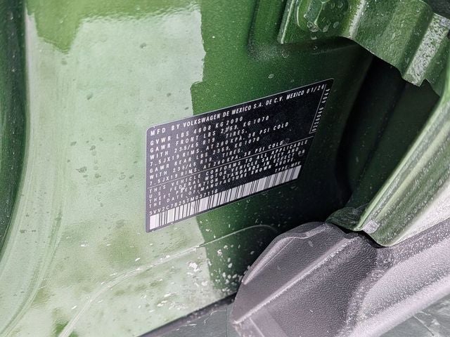 2026 Volkswagen Taos 1.5T SE Black