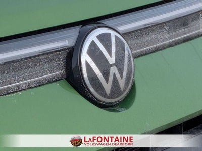 2026 Volkswagen Taos 1.5T SE Black