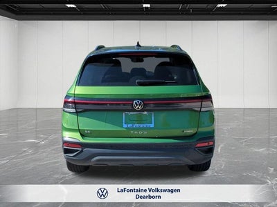 2025 Volkswagen Taos 1.5T SE Black