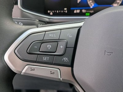 2026 Volkswagen Taos 1.5T SE Black