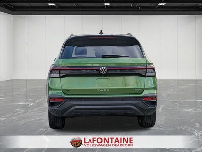 2026 Volkswagen Taos 1.5T SE Black