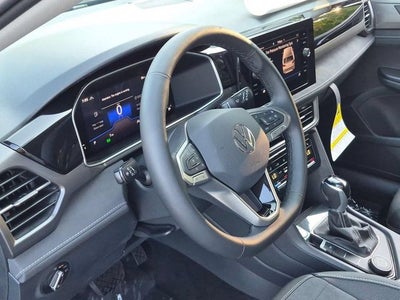 2026 Volkswagen Taos 1.5T SE Black