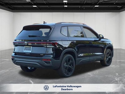 2026 Volkswagen Taos 1.5T SE Black