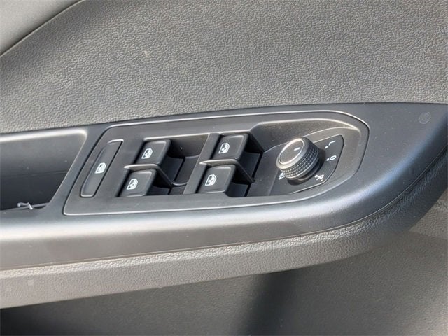 2025 Volkswagen Taos 1.5T SE Black