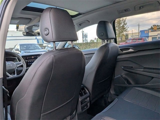 2025 Volkswagen Taos 1.5T SE Black