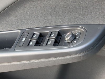 2025 Volkswagen Taos 1.5T SE Black