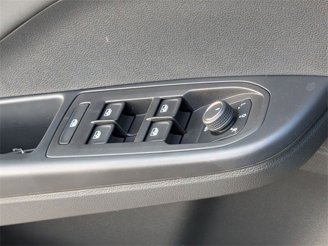 2025 Volkswagen Taos 1.5T SE Black