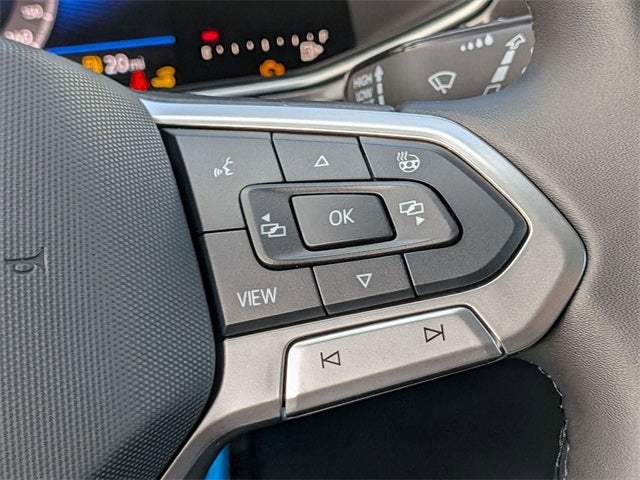 2025 Volkswagen Taos 1.5T SE Black