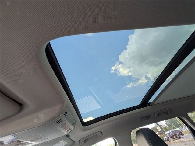 2025 Volkswagen Taos 1.5T SE Black