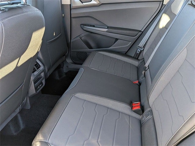 2026 Volkswagen Taos 1.5T SE Black