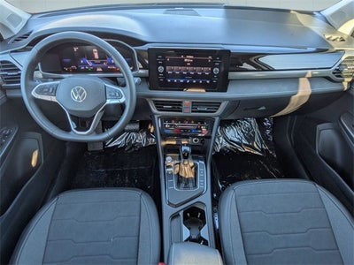 2026 Volkswagen Taos 1.5T SE Black