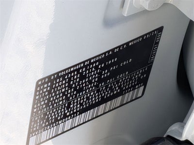 2026 Volkswagen Taos 1.5T SE Black