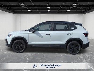 2027 Volkswagen Taos 1.5T SE Black