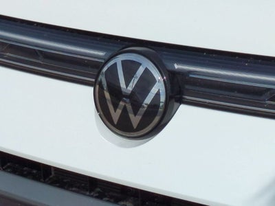 2027 Volkswagen Taos 1.5T SE Black